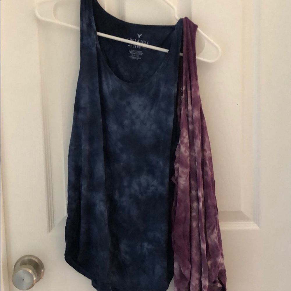 Tank tops - Picture 2 of 2